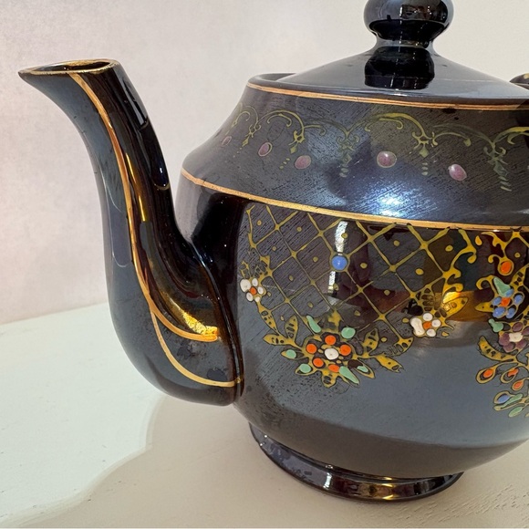 Japanese Moriage “Brown Betty” Teapot‎ Redware Hand Painted Vintage 1940s -50s - Picture 3 of 11